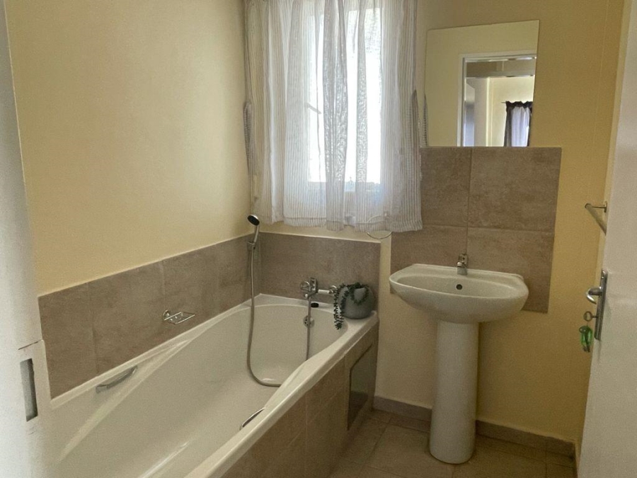 4 Bedroom Property for Sale in Freedom Park North West